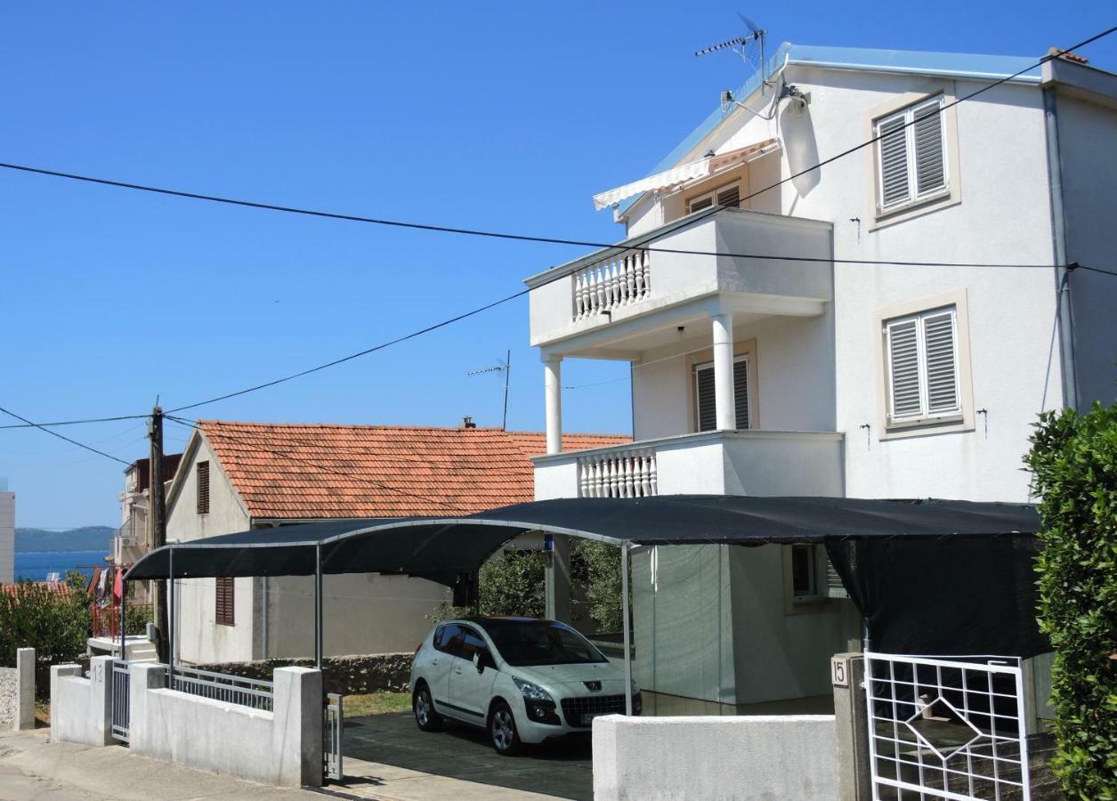 Apartments Zara Esterno foto